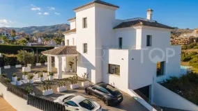 Elviria 5 bedrooms villa for sale
