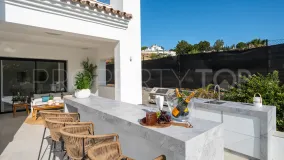 Elviria 5 bedrooms villa for sale