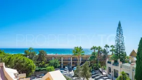 Apartamento a la venta en Elviria