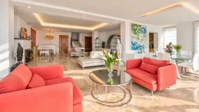 Los Monteros, casa con 3 dormitorios a la venta