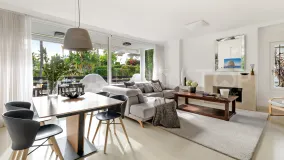 Golden Mile town house for sale