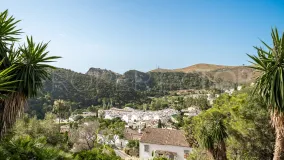Villa en venta de 5 dormitorios en Benahavis Centro