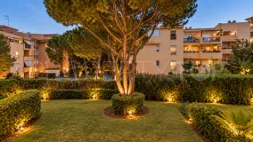 Apartment for sale in Elviria