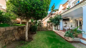 3 bedrooms town house in Nueva Andalucia for sale