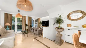 3 bedrooms town house in Nueva Andalucia for sale