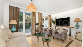 3 bedrooms town house in Nueva Andalucia for sale