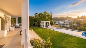 Nueva Andalucia, villa de 5 dormitorios en venta