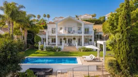 Los Naranjos Golf, villa de 5 dormitorios en venta