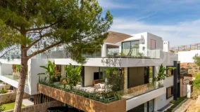 Penthouse for sale in Cabopino with 3 bedrooms