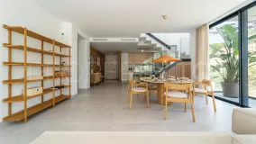 Penthouse for sale in Cabopino with 3 bedrooms