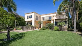 Buy 7 bedrooms villa in Guadalmina Alta
