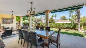 Buy 7 bedrooms villa in Guadalmina Alta
