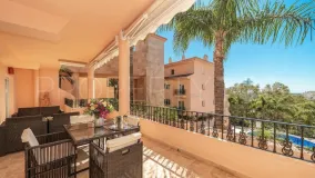 Buy Nueva Andalucia apartment with 2 bedrooms