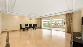 Comprar apartamento en Marbella - Puerto Banus de 2 dormitorios