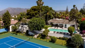 Buy Rio Real 5 bedrooms villa