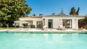 Buy Rio Real 5 bedrooms villa