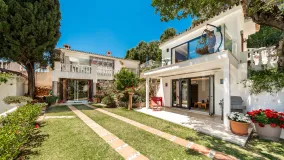 For sale Marbella City villa with 5 bedrooms