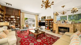 For sale Marbella City villa with 5 bedrooms