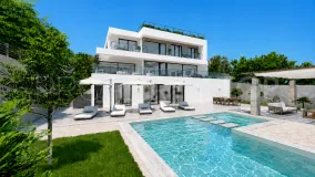 Villa in Marbella East for sale