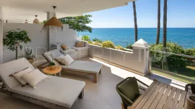 Apartamento de 3 dormitorios en venta en Estepona Ciudad