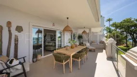 Apartamento de 3 dormitorios en venta en Estepona Ciudad