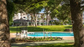 Playas del Duque, apartamento de 2 dormitorios en venta