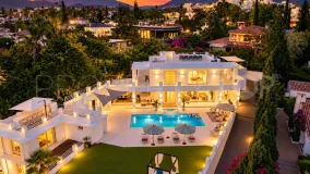 Villa en venta con 7 dormitorios en Parcelas del Golf