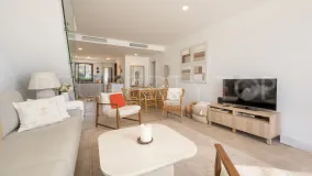 3 bedrooms duplex penthouse for sale in Estepona