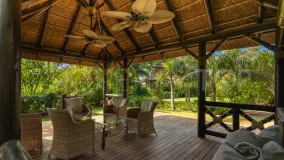 Buy Sierra Blanca villa with 6 bedrooms