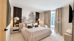 Buy duplex in Aloha Gardens