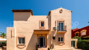 Semi detached house with 4 bedrooms for sale in Marbella East