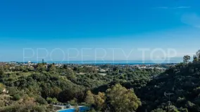 For sale penthouse in Los Arqueros with 2 bedrooms