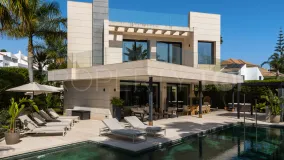 Villa with 6 bedrooms for sale in Parcelas del Golf