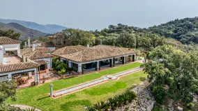 7 bedrooms estate for sale in La Mairena