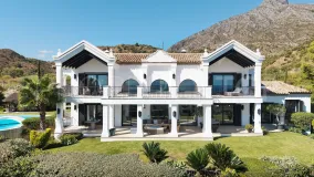 Villa en venta de 6 dormitorios en Marbella Hill Club