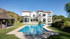 Villa en venta de 6 dormitorios en Marbella Hill Club