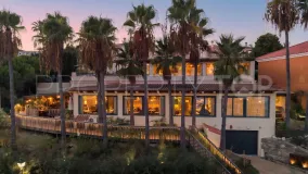 For sale hotel with 9 bedrooms in Alcaidesa