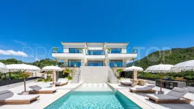 For sale Monte Mayor villa with 8 bedrooms
