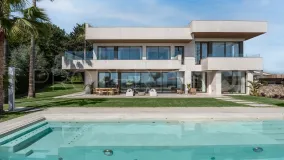 Villa en venta en Malaga con 5 dormitorios