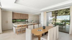 Villa en venta en Malaga con 5 dormitorios