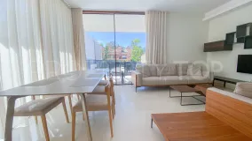 Marbella Golden Mile, villa pareada en venta con 4 dormitorios