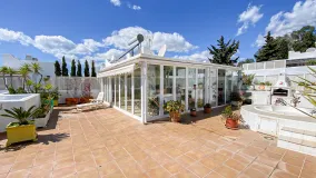 Duplex penthouse for sale in Marbella Golden Mile with 3 bedrooms
