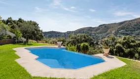 Buy villa in Casares Montaña with 4 bedrooms