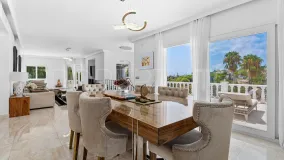 Elviria, villa con 5 dormitorios en venta