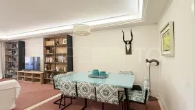 Alhambra los Granados apartment for sale