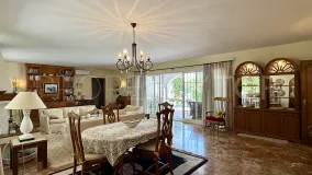 Villa for sale in Guadalmina Alta with 3 bedrooms