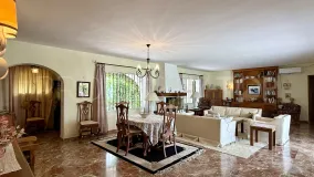 Villa for sale in Guadalmina Alta with 3 bedrooms