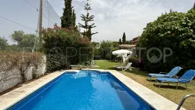 Villa for sale in Guadalmina Alta with 3 bedrooms
