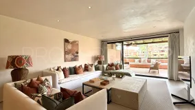Comprar atico duplex con 4 dormitorios en Alhambra del Golf