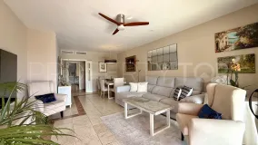 For sale ground floor apartment in Benatalaya with 2 bedrooms